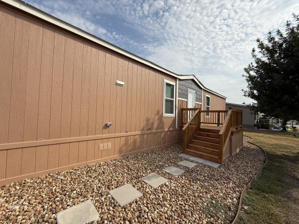 2025 Champion RM1668A1668H32032 Mobile Home