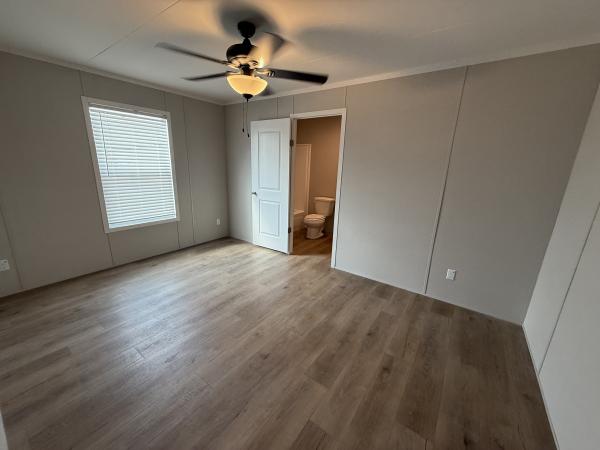 2025 Champion RM1668A1668H32032 Mobile Home