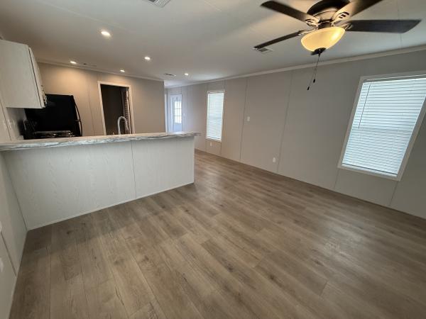 2025 Champion RM1668A1668H32032 Mobile Home