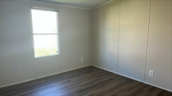 2001 OAKW  Home