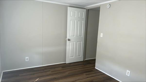 2001 OAKW  Home