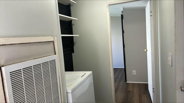 2001 OAKW  Home