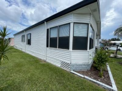 Photo 4 of 12 of home located at 4707 12 St E Bradenton, FL 34203