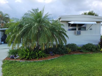 Photo 1 of 16 of home located at 45 Kingsport Ave Palmetto, FL 34221