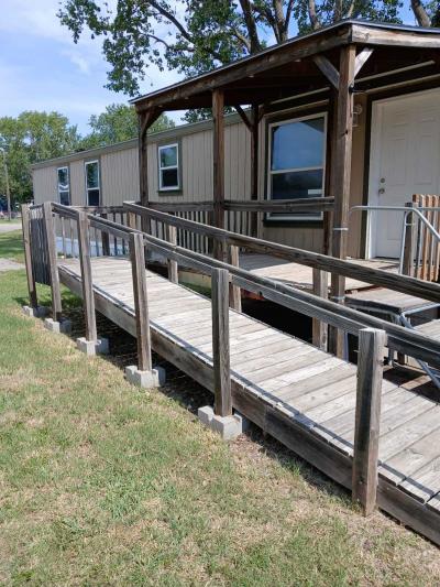 Mobile Home at 205 David Ln Andover, KS 67002