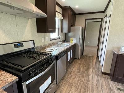 Mobile Home at 400 Lindale Drive Lot 38 Marion, Ia 52302 Marion, IA 52302