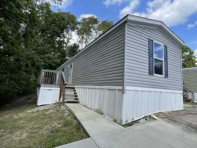 Photo 4 of 5 of home located at 1106 Lakeview Ave Alexandria, KY 41001