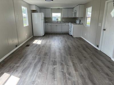 Photo 5 of 8 of home located at 101 Oakhill Ridge Rd Valrico, FL 33594