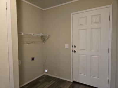 Photo 4 of 8 of home located at 3905 Peach Blossom Ln. #265 Midland, MI 48642