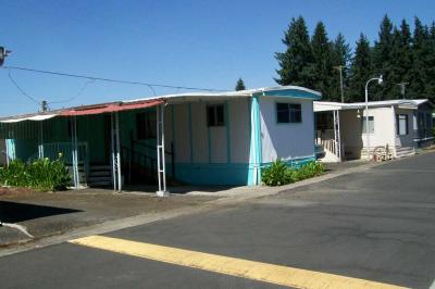 Photo 2 of 8 of home located at 3900 Coburg Rd Sp. #55 Eugene, OR 97408