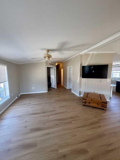 Photo 4 of 34 of home located at 1621 S. Shore Rd. #166 Ocean View, NJ 08230