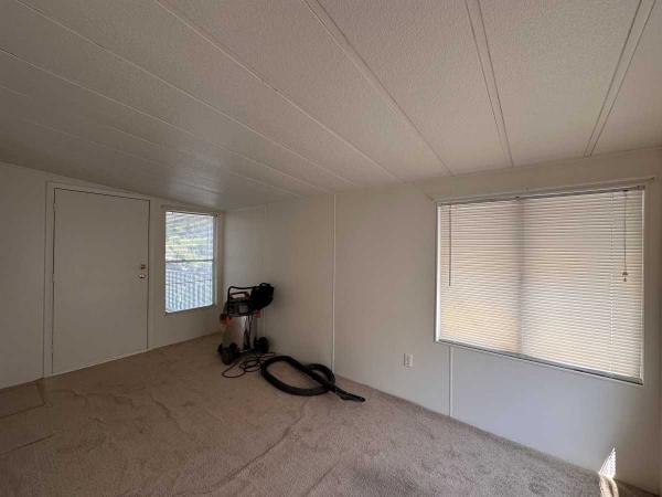 1986 Palm Harbor Manufactured Home