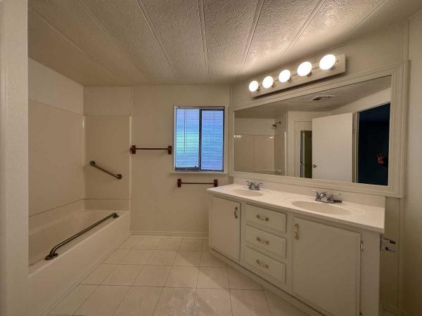 1986 Palm Harbor Manufactured Home