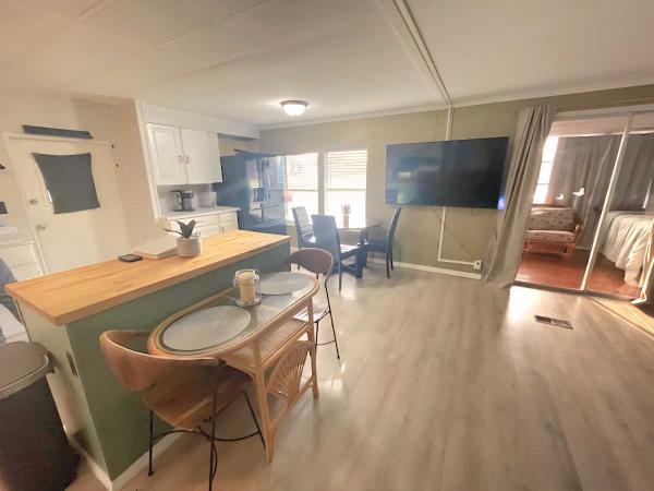 AGE 40+ PARK Mobile Home