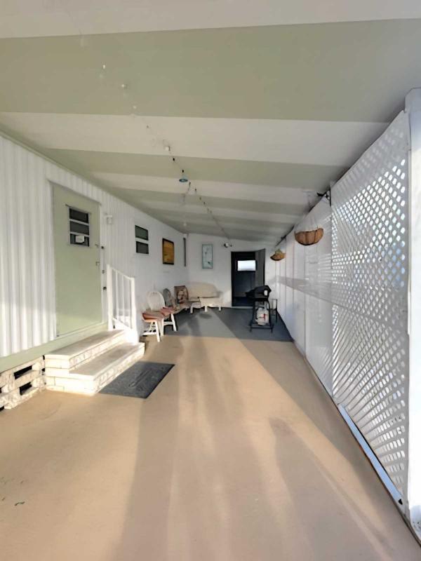 AGE 40+ PARK Mobile Home