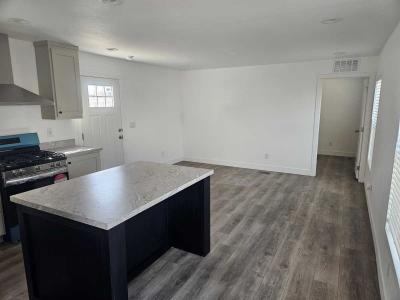 Photo 2 of 9 of home located at 3333 N. Flowing Wells Rd. #131 Tucson, AZ 85705