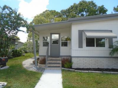Photo 5 of 23 of home located at 3432 State Road 580, #Lot 116 Safety Harbor, FL 34695
