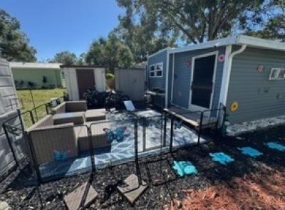 Photo 2 of 23 of home located at 6900 Ulmerton Rd Largo, FL 33771