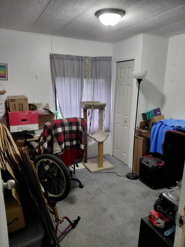 1983 Spring Arbor Manufactured Home