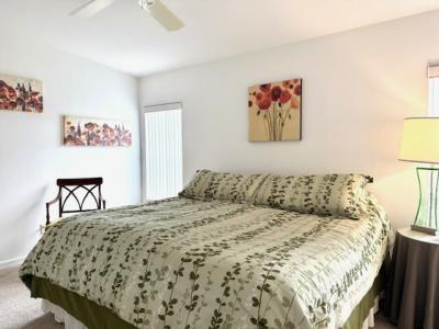 Photo 5 of 38 of home located at 1071 Donegan Rd Lot 869 Largo, FL 33771