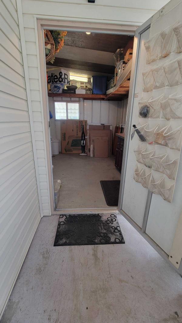 1976 Mobile Home