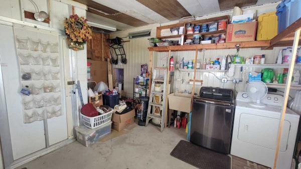 1976 Mobile Home
