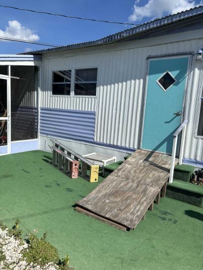 Photo 2 of 18 of home located at 574 Falcon Blvd Lakeland, FL 33815