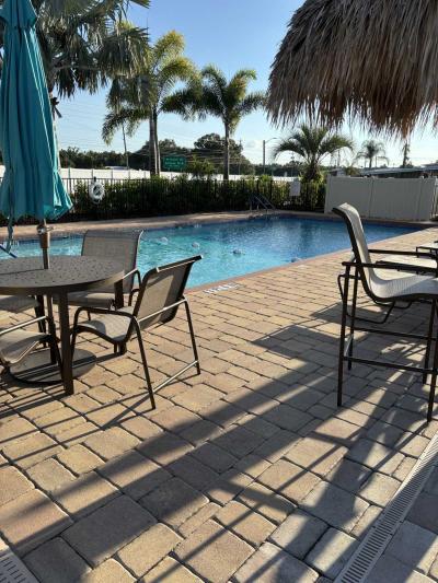Photo 4 of 23 of home located at 574 Falcon Blvd Lakeland, FL 33815