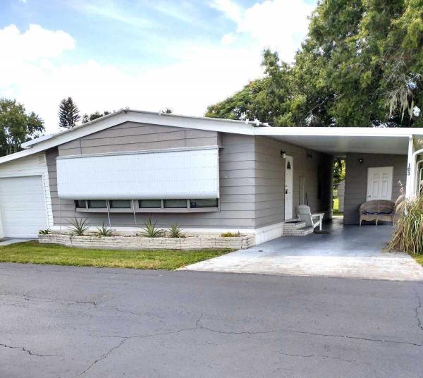 Photo 1 of 2 of home located at 103 Travel Lane Lake Alfred, FL 33850