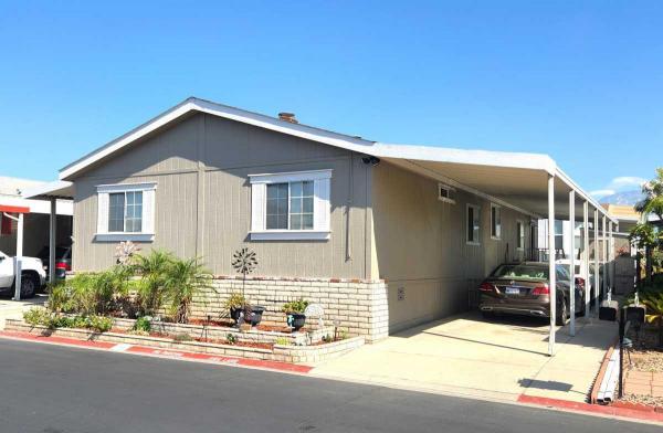 2000 Skyline Oak Manor Manufactured Home