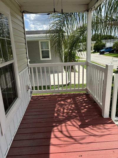Photo 3 of 37 of home located at 3244 Bending Oaks Dr Plant City, FL 33565