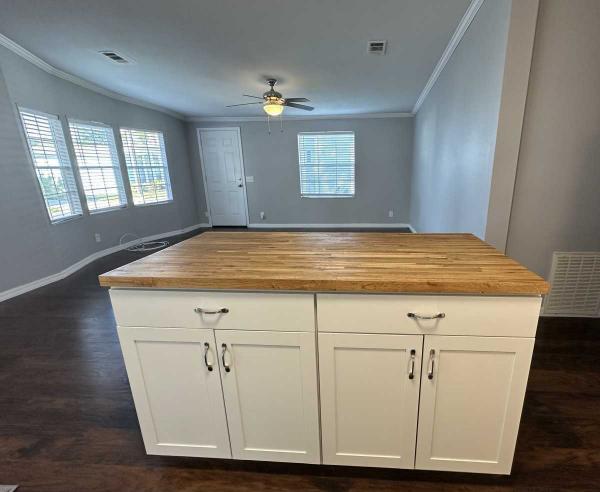 1992 Barrington Manufactured Home