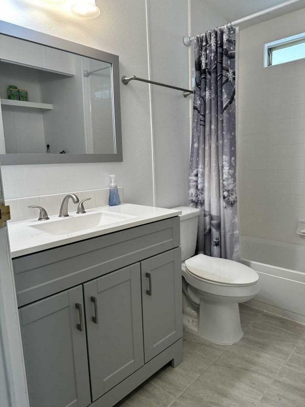 1992 Barrington Manufactured Home
