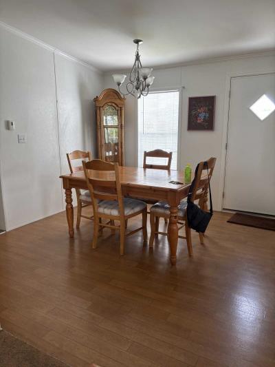 Photo 5 of 13 of home located at 3110 SW 51 Ave Davie, FL 33314