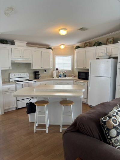 Photo 4 of 13 of home located at 3110 SW 51 Ave Davie, FL 33314