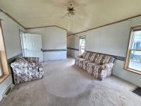 1997 Pine Grove Manufactured Home