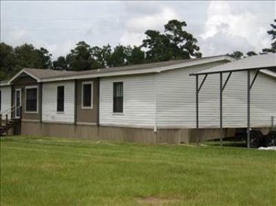 Mobile Home at 31612 Walnut Creek R Magnolia, TX 77355