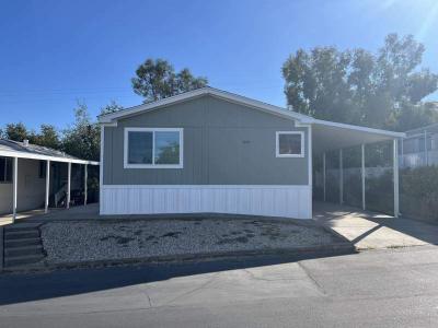 Photo 3 of 39 of home located at 127 Sycamore Pkwy Oroville, CA 95966