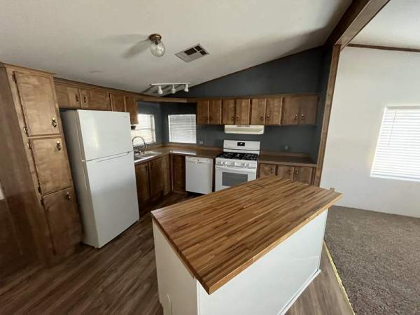 1986 Redman Manufactured Home