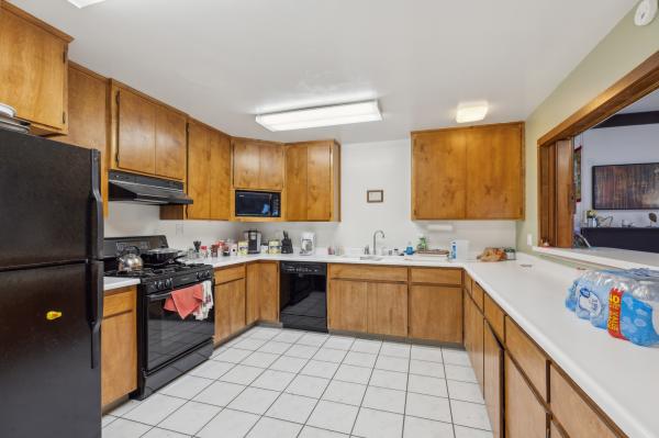 1986 Redman Manufactured Home