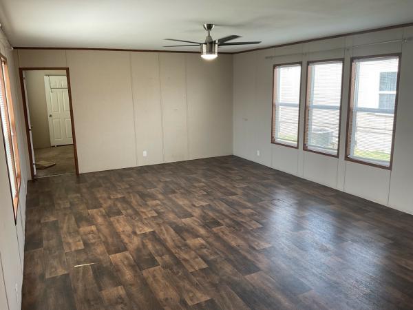 2018 Clayton 52HOU16723AH18 Mobile Home