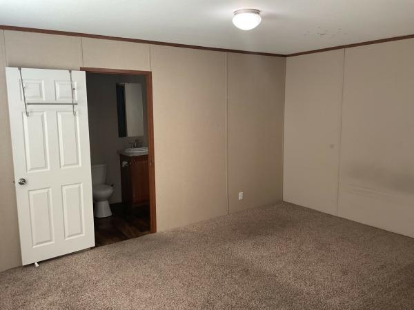 2018 Clayton 52HOU16723AH18 Mobile Home