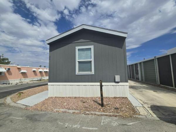 2019 Clayton - Buckeye AZ Mobile Home For Rent