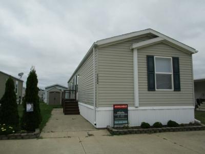 Photo 5 of 17 of home located at 23504 Matts Drive Brownstown, MI 48174