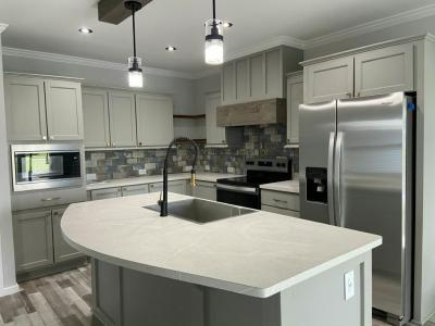 Photo 2 of 19 of home located at 7300 20th Street #556 Vero Beach, FL 32966