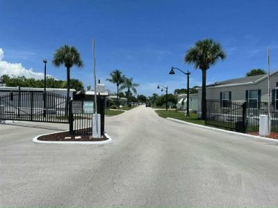 Photo 2 of 20 of home located at 6903 42nd Terrace N # 729 Riviera Beach, FL 33404