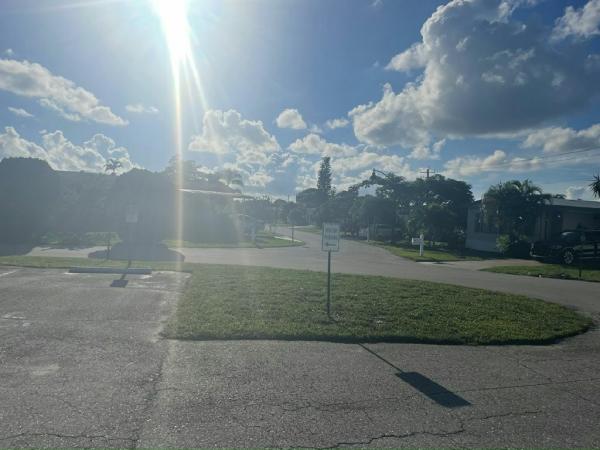 2025 Skyline - Ocala Silver Springs Mobile Home