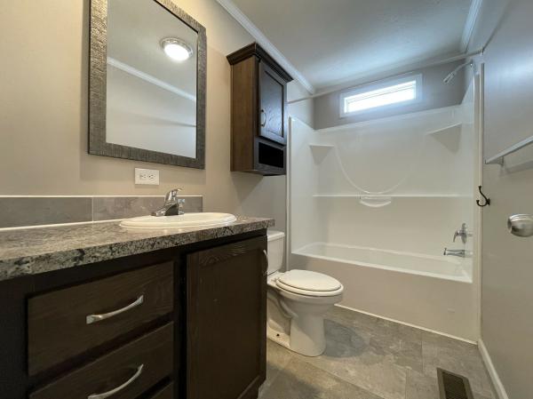 2018 Clayton 81SUN28564 Mobile Home