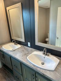 2020 Clayton Homes Inc Epic Journey Mobile Home