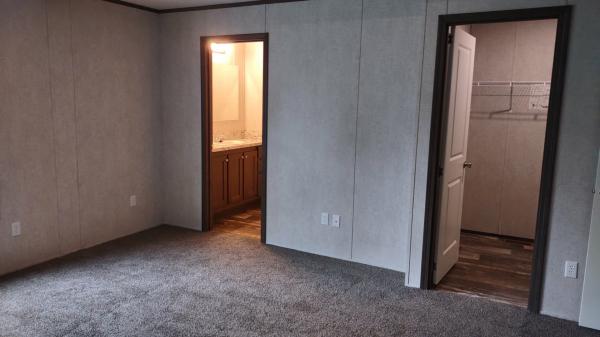 2025 EAGLE RIVER LC  Home